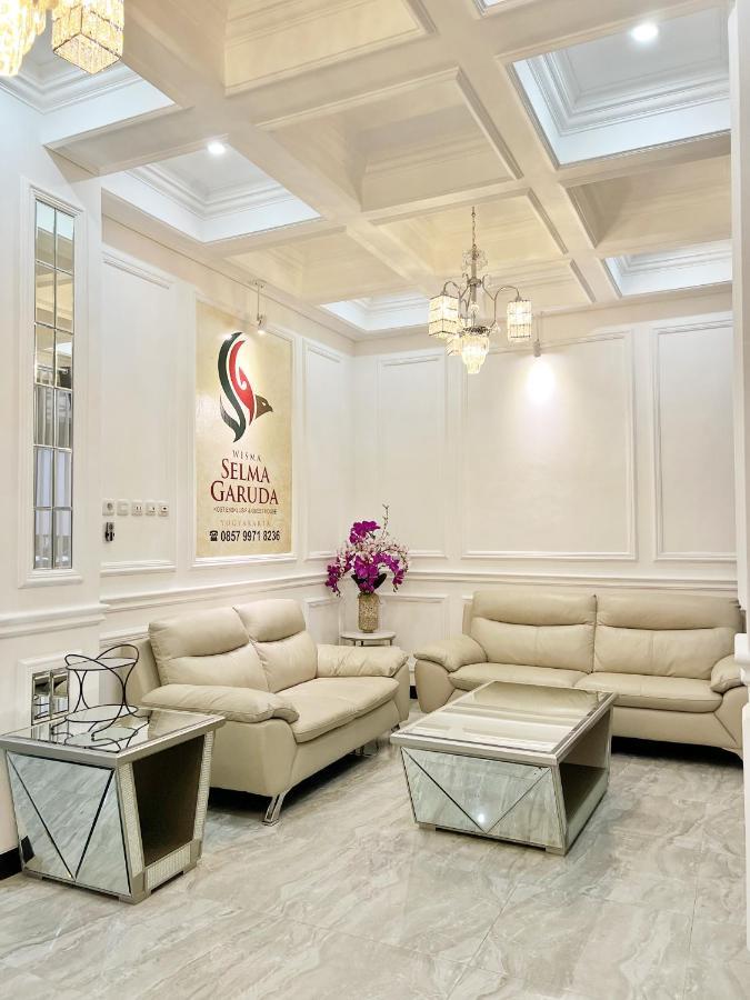 Wisma Selma Garuda Kejayan Exterior photo